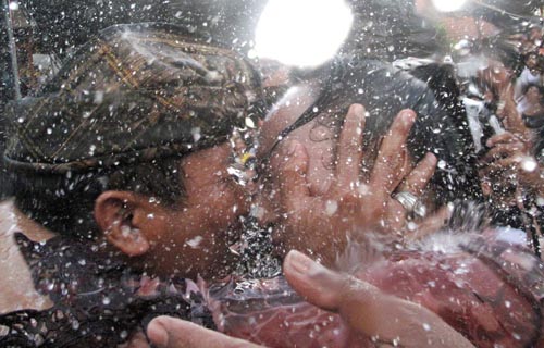 點擊瀏覽下一頁