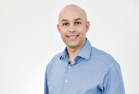 舞美設計:Andy Oliver:公司并購的1+1>2