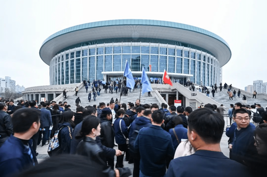 潮起海闊，共建此時(shí)——華為春季旗艦新品發(fā)布會全回顧